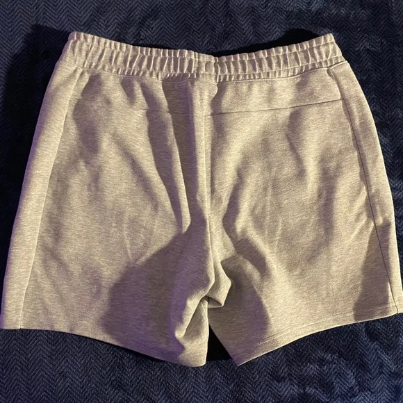 Gymshark 7” Shorts - Picture 3 of 3